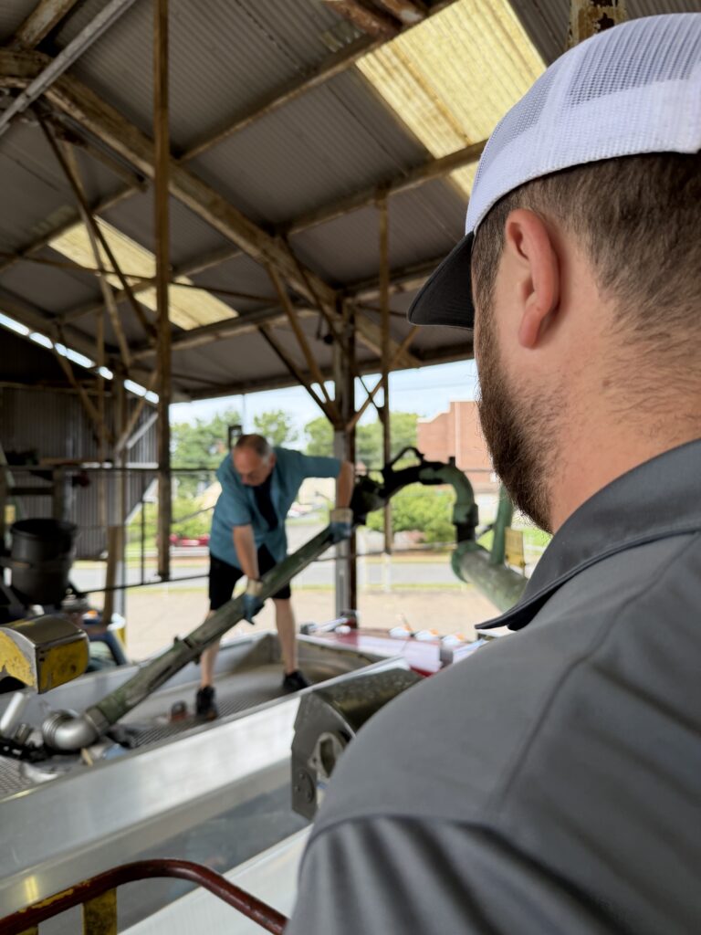 Fewlr team with Clear River Fuel Oil in Connecticut