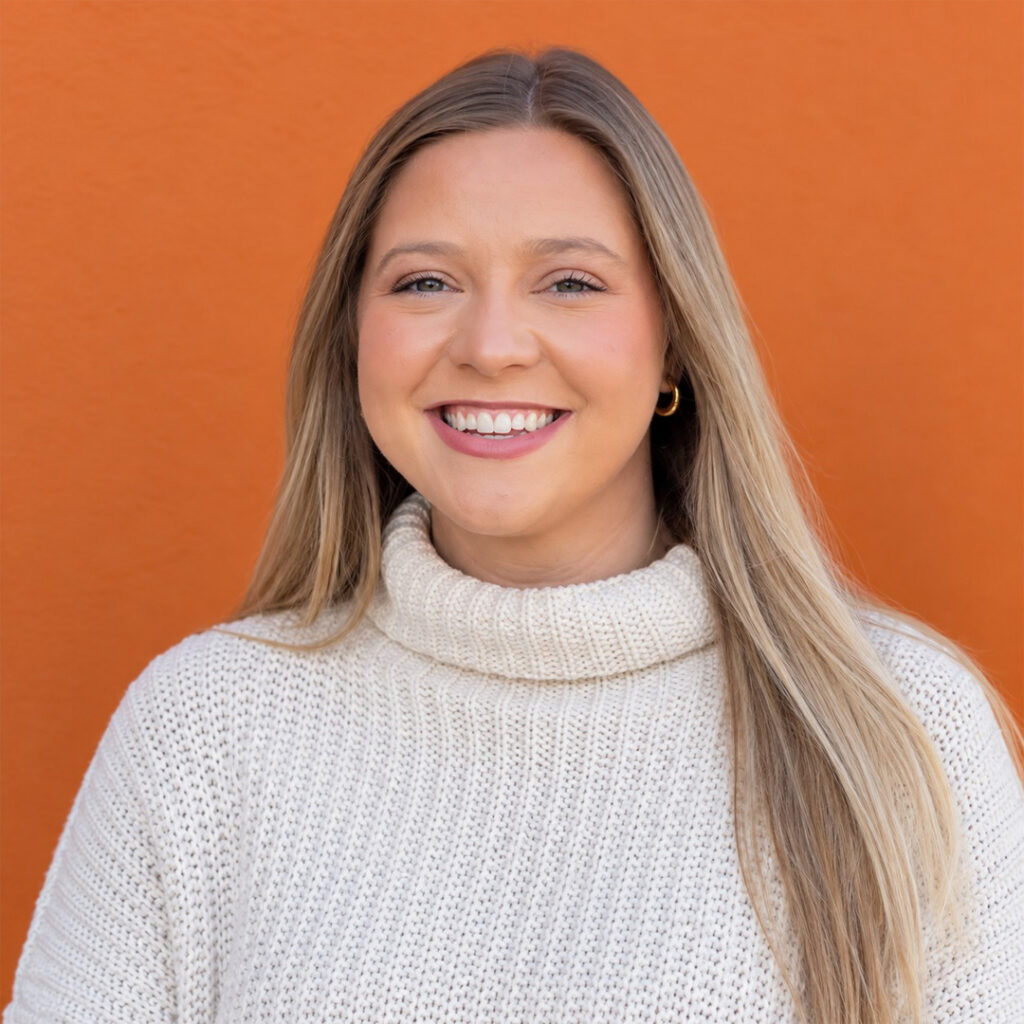 Madi, Customer Success Specialist at FEWLR